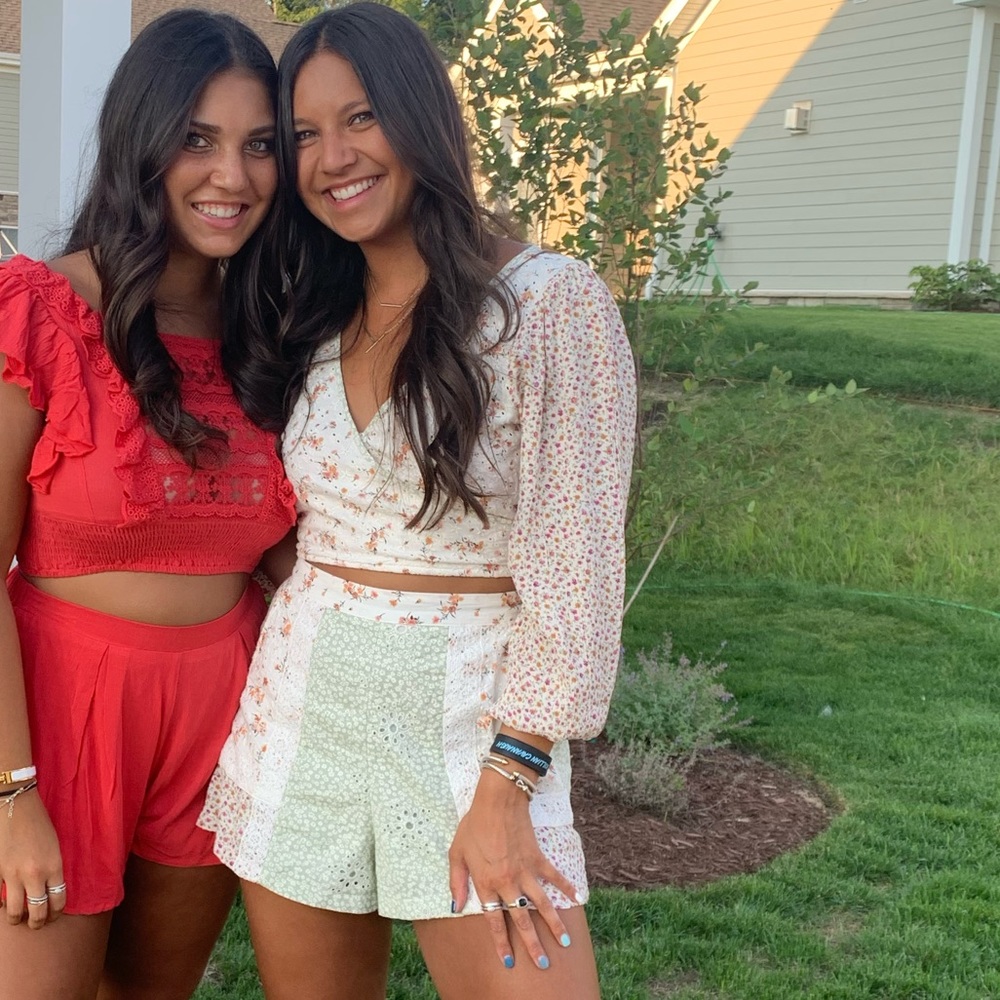 American Eagle Blouse (Matching Shorts also being sold)